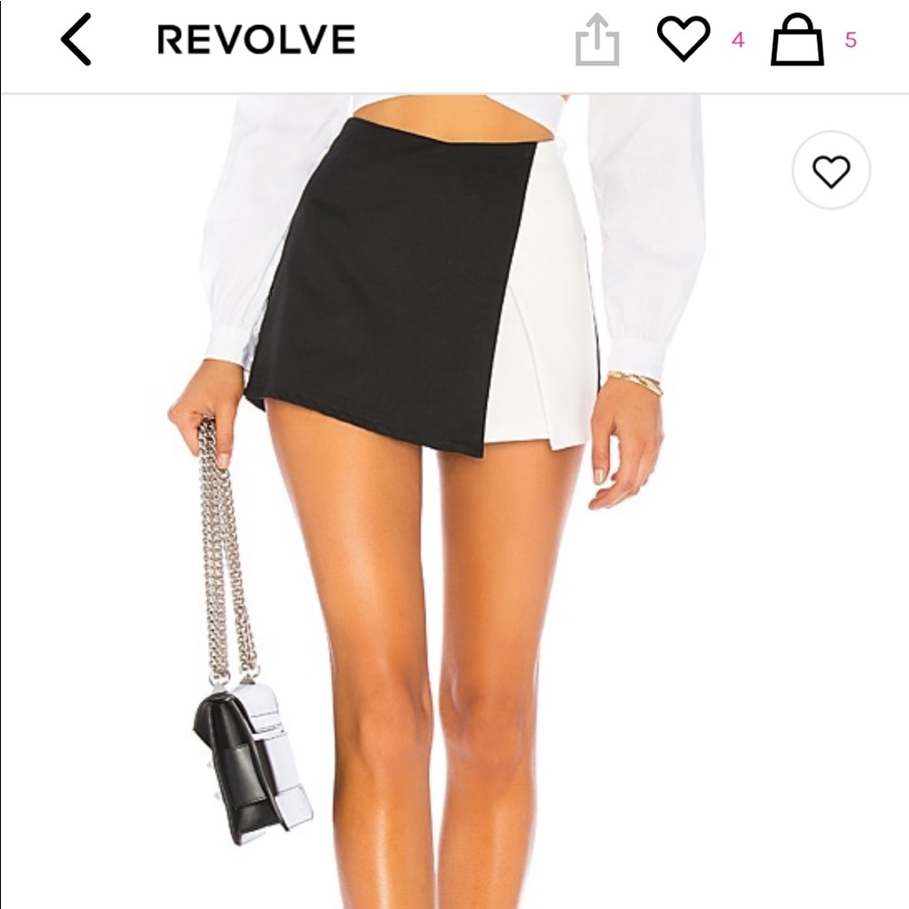 Super down black + white skort